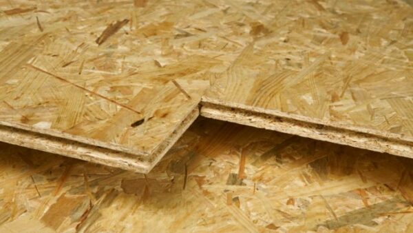 osb_punnsoonega_2_3420 OSB 3 spontad skiva 4-sidig 1250×2500 mm (12–25 mm)