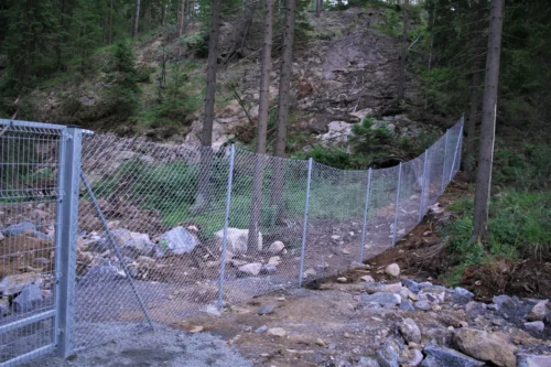 Pansarstängsel Zn Ø1,9 mm – galvaniserat pansarstängsel 12,5 m